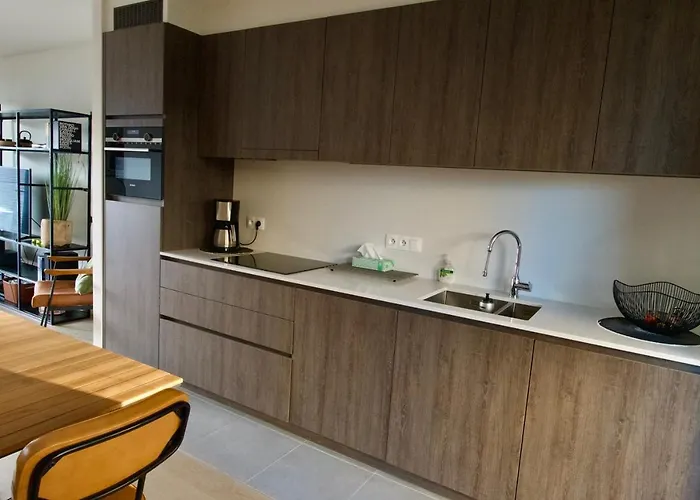 Appartement Cosy Renovated For Two In T114 *